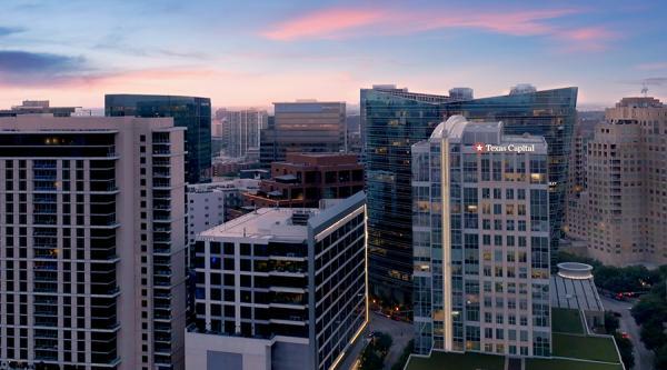 uptown dallas skyline